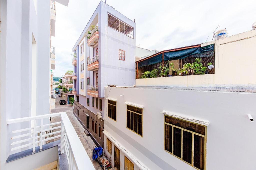 Hotel Oyo 587 Trang Long Nha Trang Exteriér fotografie